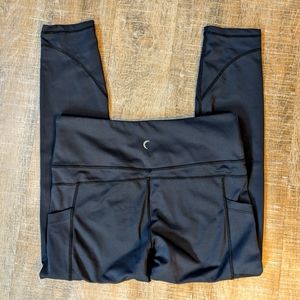 Zyia pocket 7/8 tight leggings 8-10
